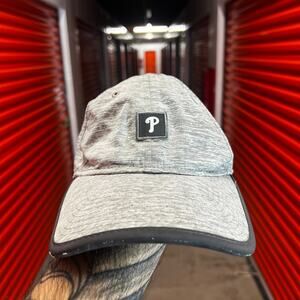 Philadelphia Phillies New Era Gray Adjustable Women's Cap OSFM